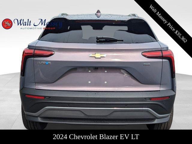 new 2024 Chevrolet Blazer EV car, priced at $35,362