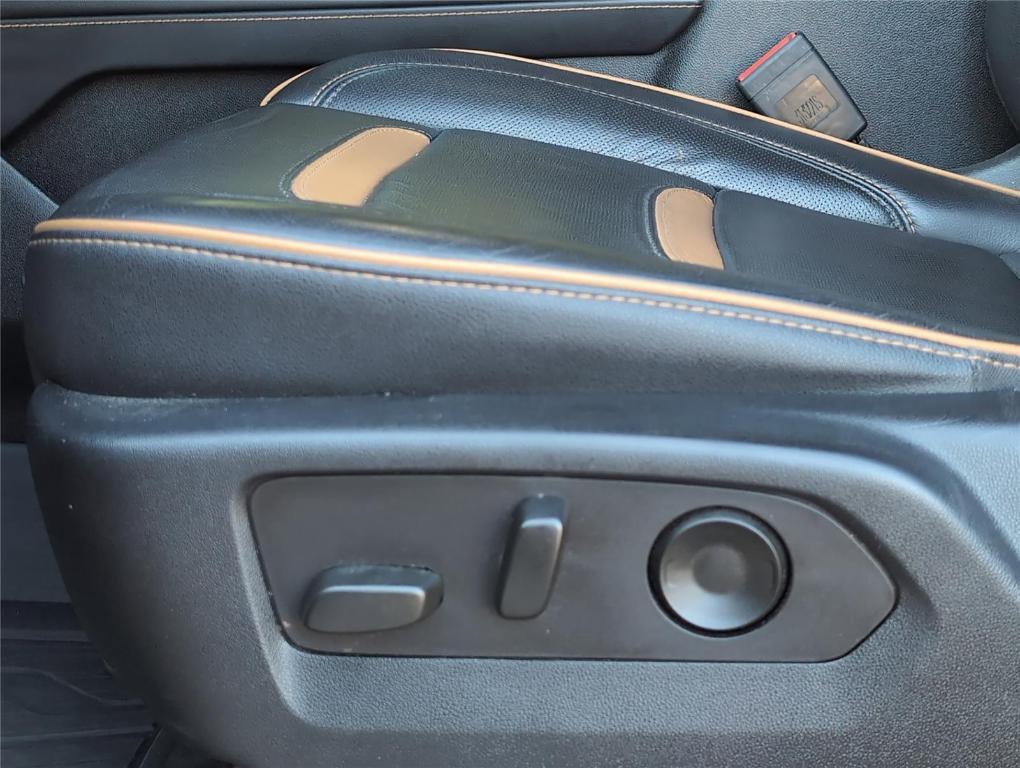 used 2023 GMC Yukon car, priced at $54,929