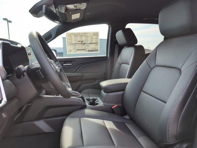 new 2025 GMC Canyon car, priced at $45,732
