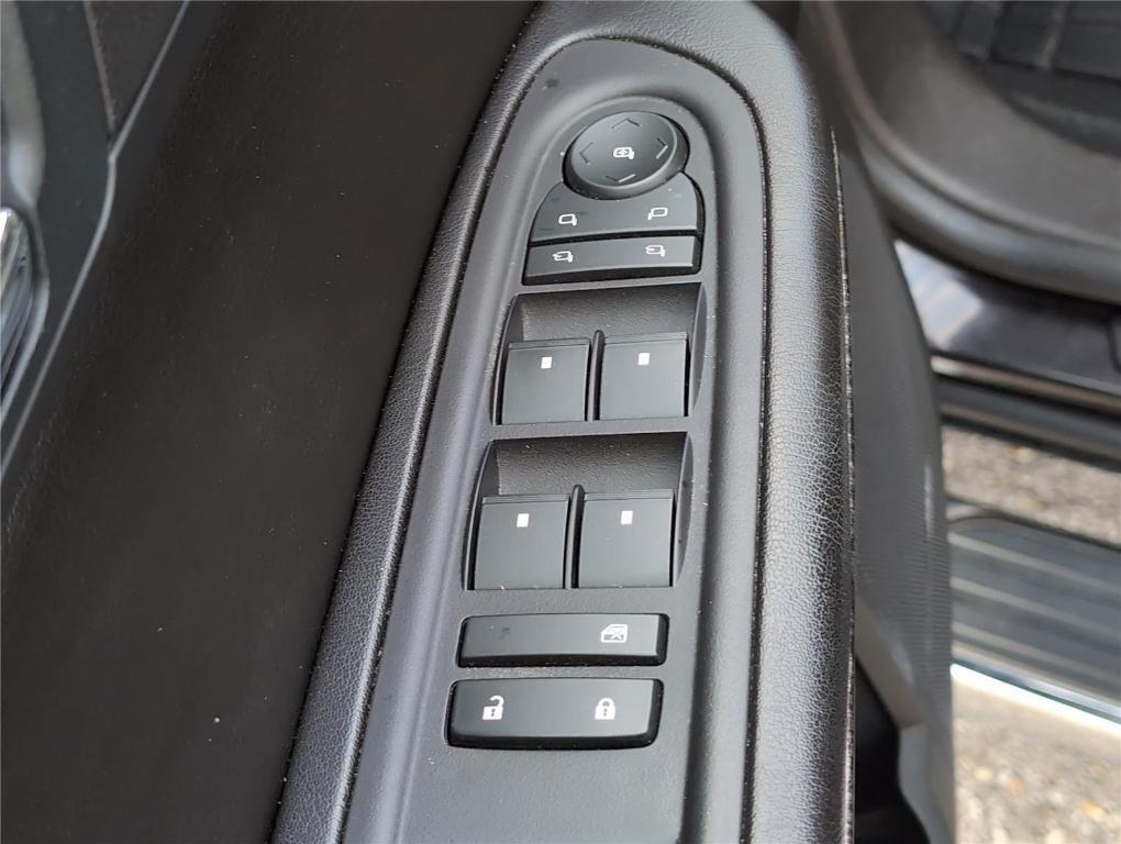 used 2017 GMC Acadia Limited car, priced at $15,199
