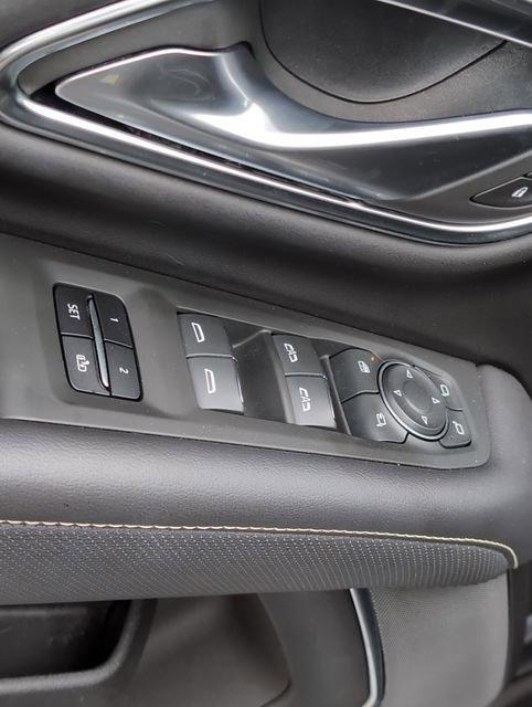 used 2022 Chevrolet Tahoe car, priced at $46,499