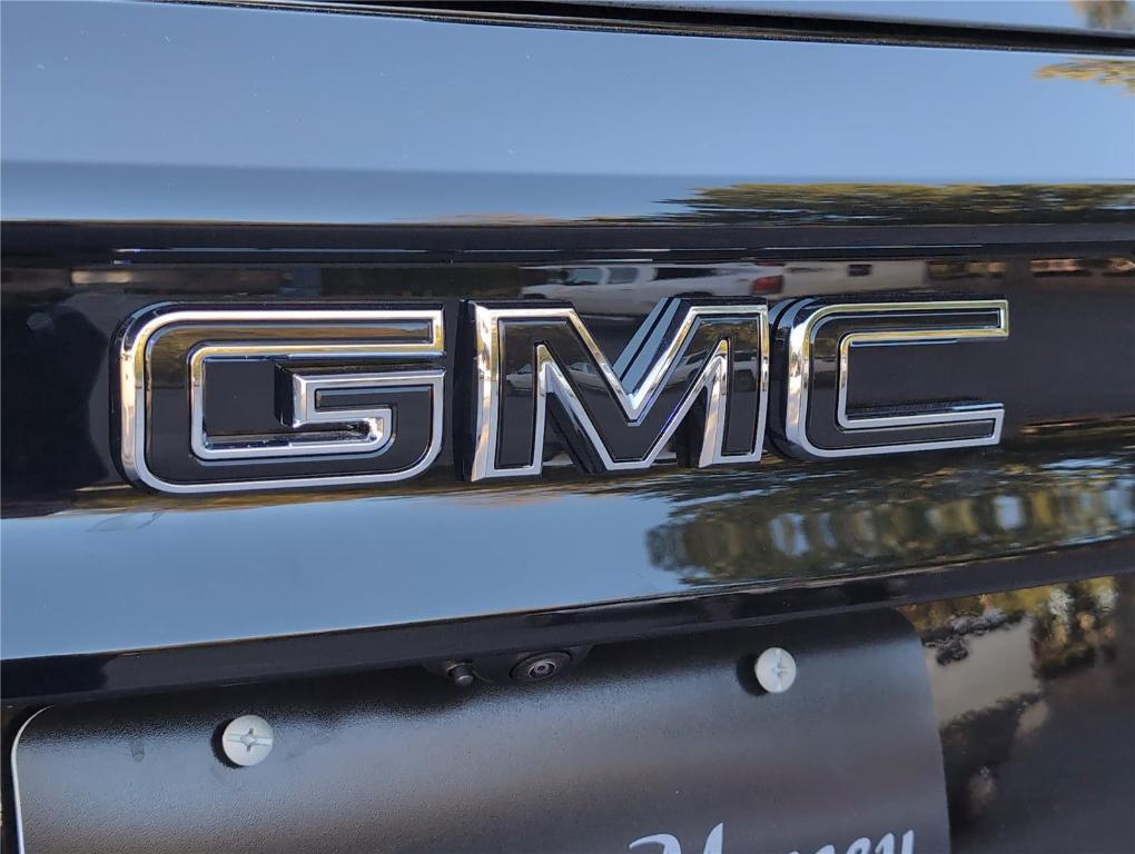 new 2026 GMC Acadia car, priced at $51,592