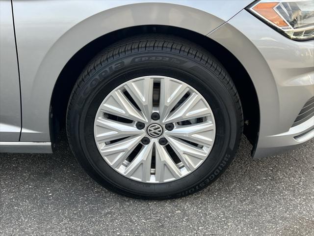 used 2020 Volkswagen Jetta car, priced at $17,998