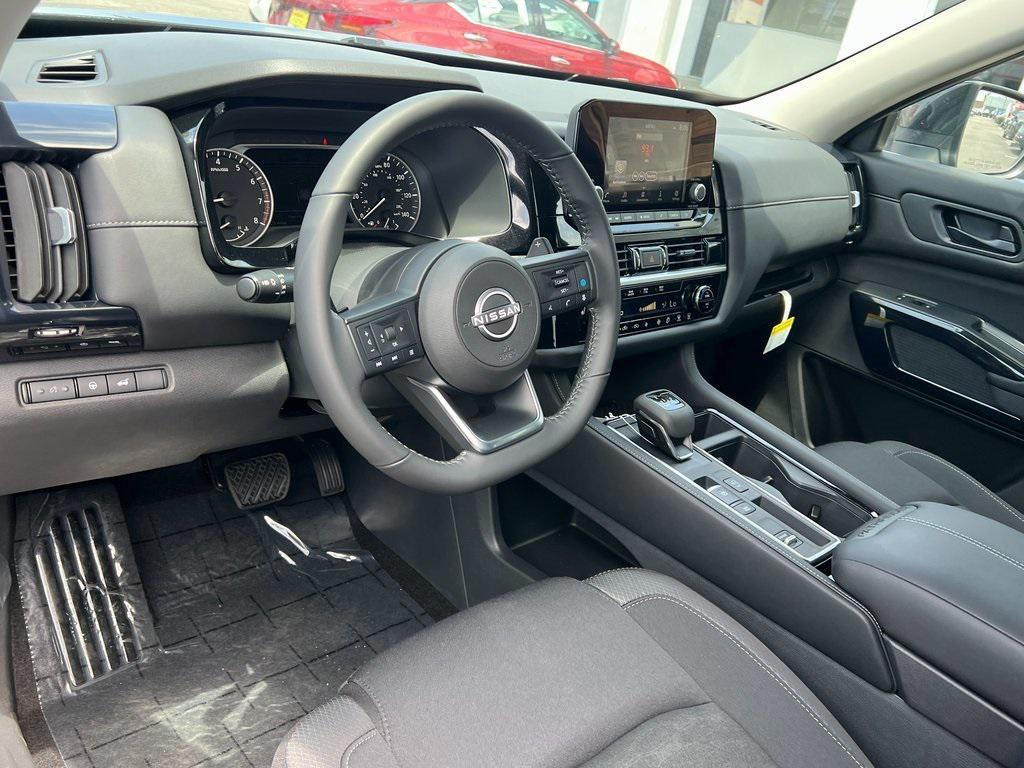 new 2025 Nissan Pathfinder car, priced at $42,445