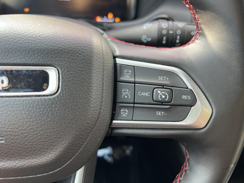 used 2022 Jeep Compass car, priced at $21,333