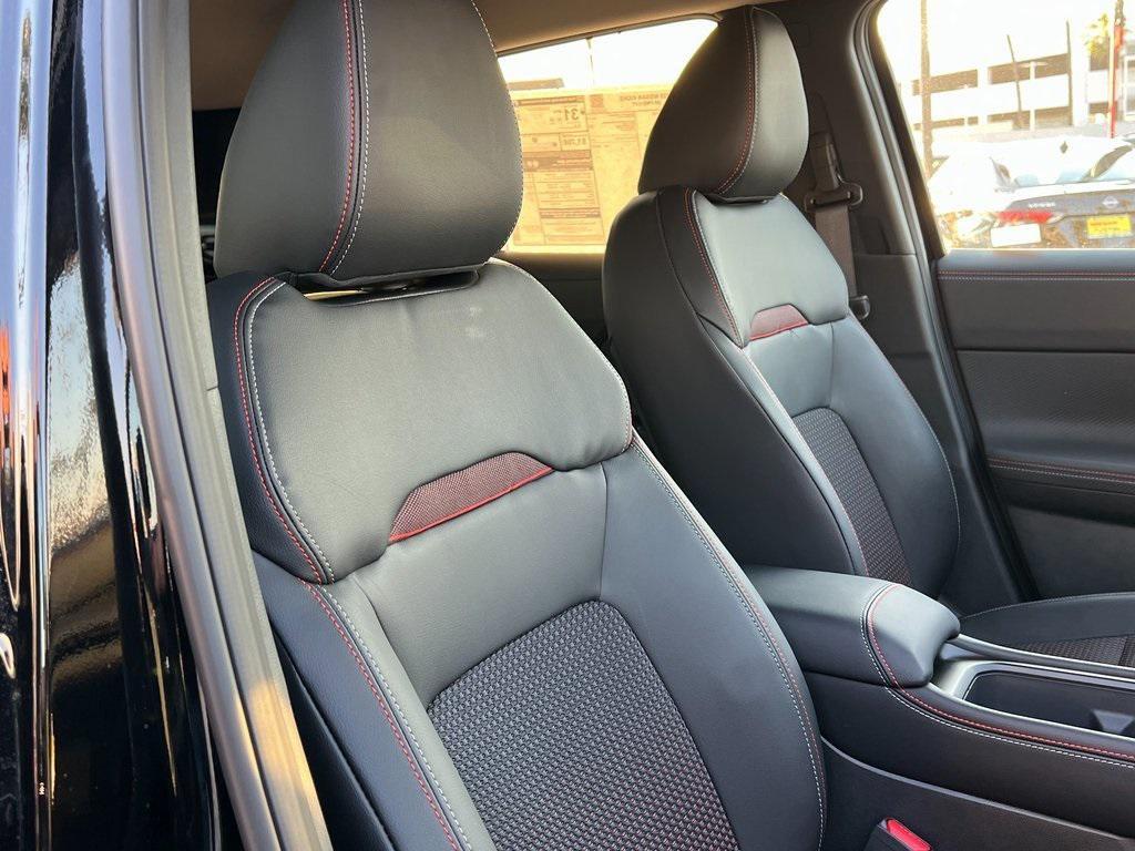 new 2025 Nissan Kicks car, priced at $27,335