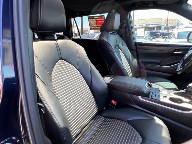 used 2021 Toyota Highlander car, priced at $35,988