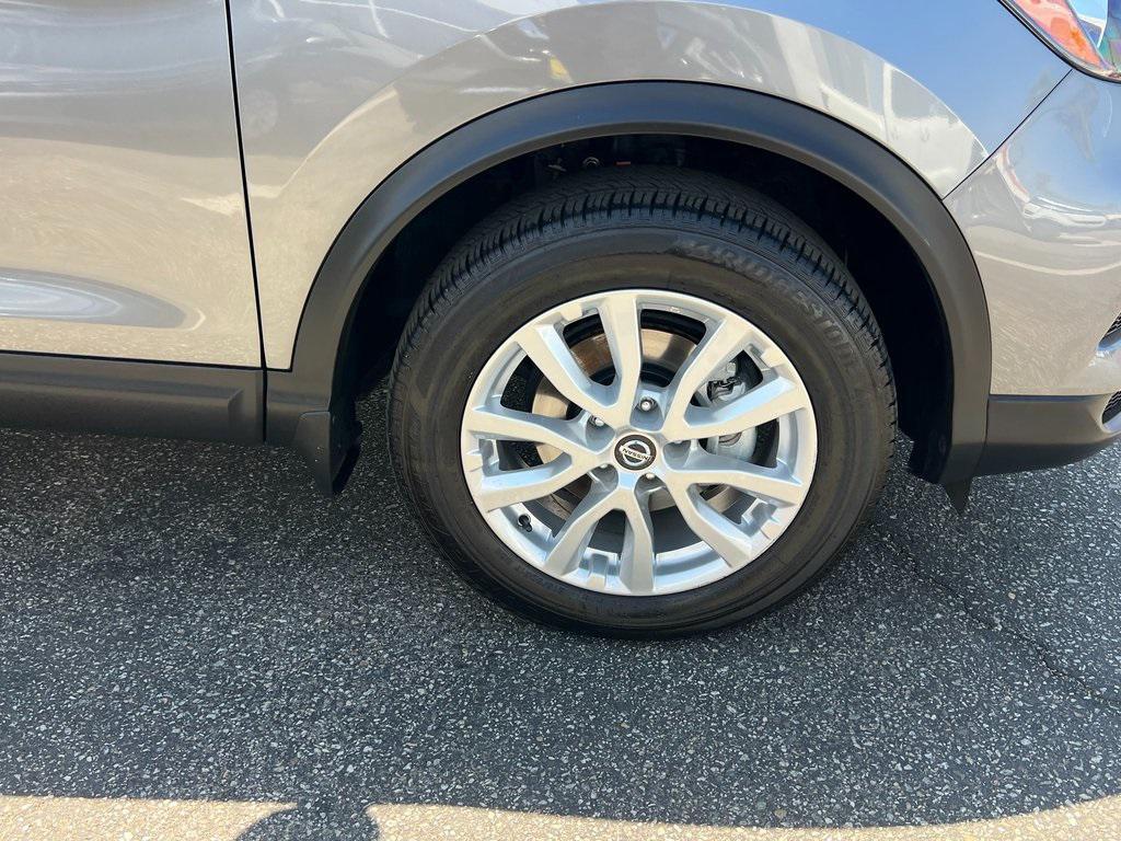 used 2021 Nissan Rogue Sport car, priced at $20,998