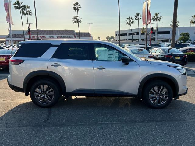 new 2025 Nissan Pathfinder car, priced at $37,865