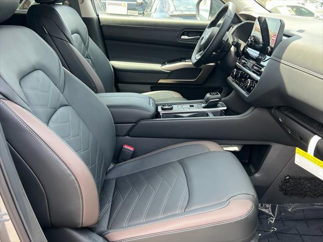 new 2025 Nissan Pathfinder car, priced at $50,852