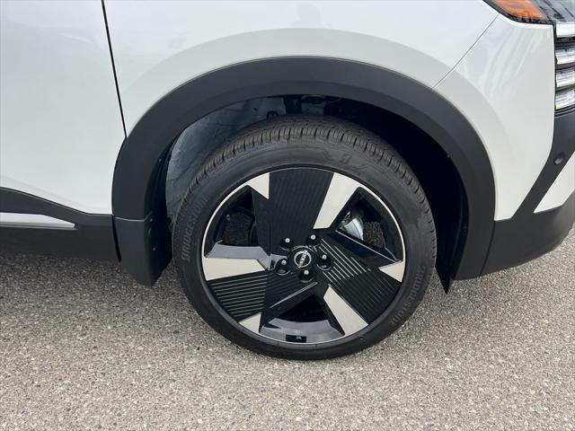 new 2025 Nissan Kicks car, priced at $28,935