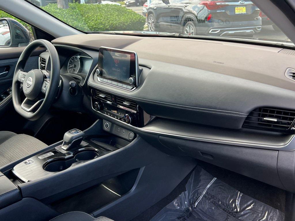 used 2022 Nissan Rogue car, priced at $19,229