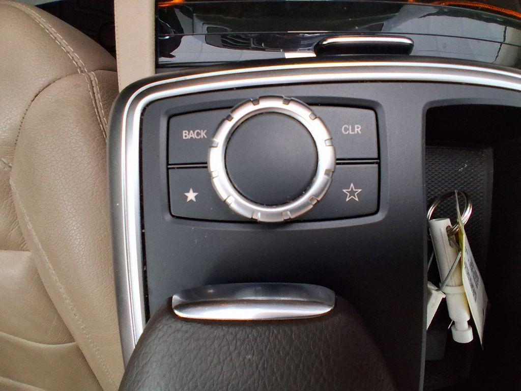 used 2015 Mercedes-Benz M-Class car, priced at $13,884