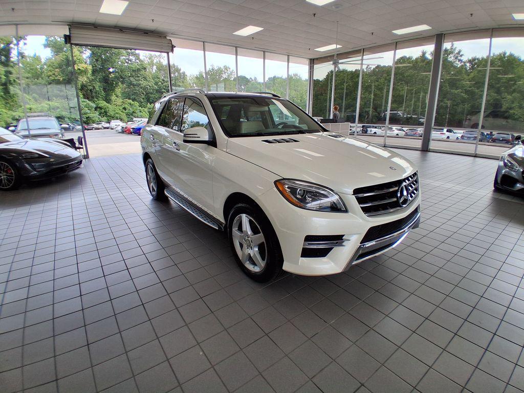 used 2015 Mercedes-Benz M-Class car, priced at $13,884