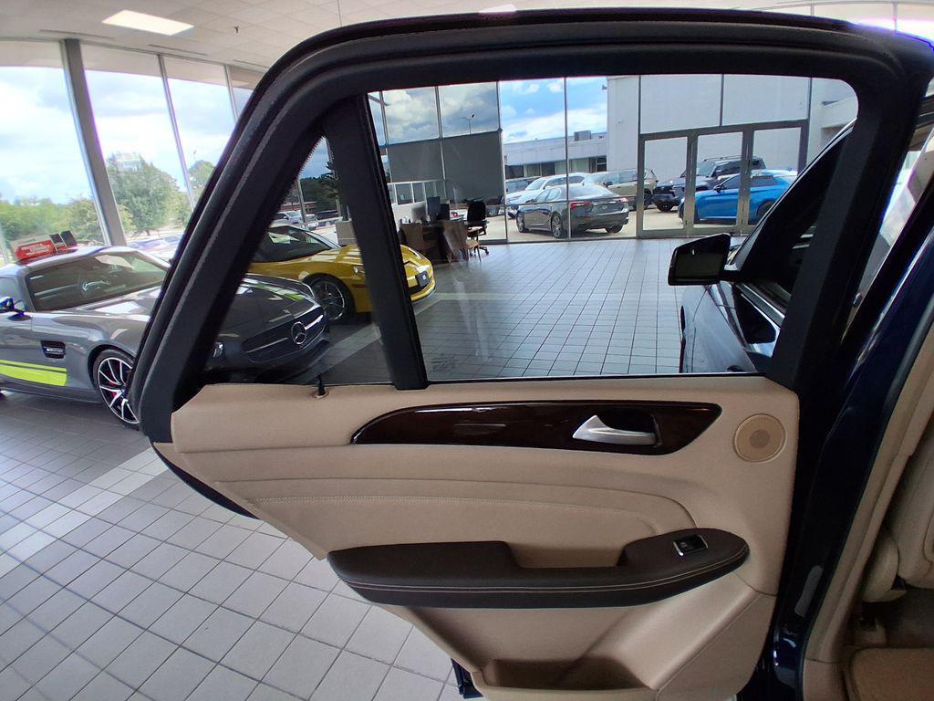 used 2014 Mercedes-Benz M-Class car, priced at $13,990