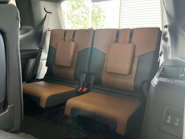 used 2025 Lexus GX 550 car, priced at $99,990
