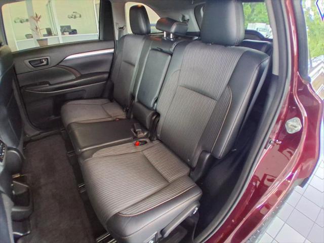 used 2016 Toyota Highlander car, priced at $17,990