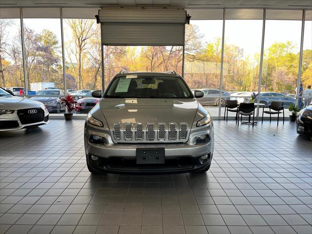 used 2015 Jeep Cherokee car, priced at $11,490