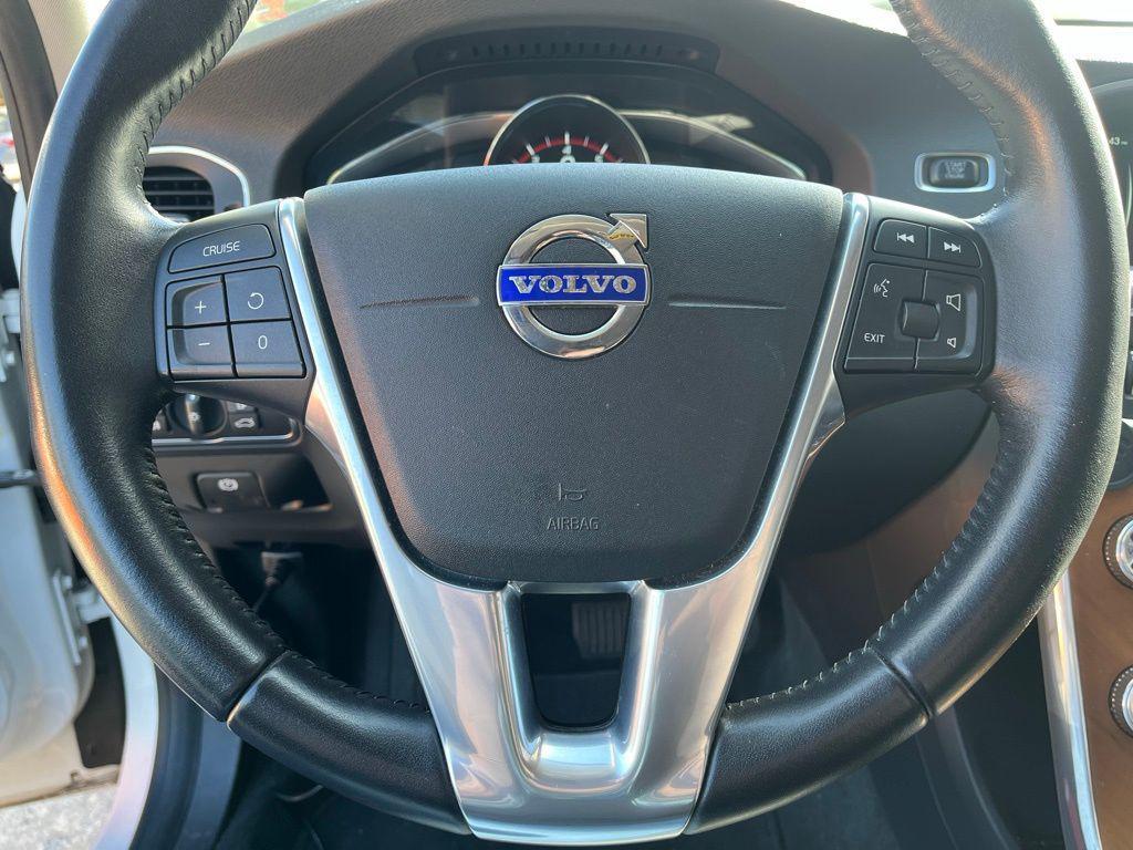 used 2016 Volvo S60 Inscription car, priced at $9,390