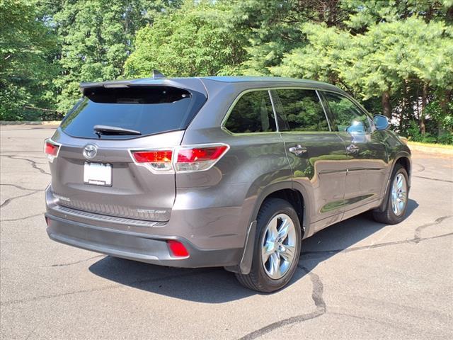 used 2015 Toyota Highlander car, priced at $13,000