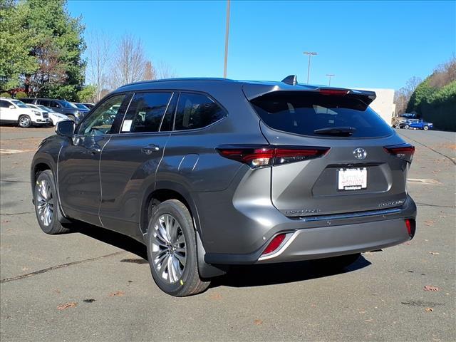 new 2026 Toyota Highlander car, priced at $55,478