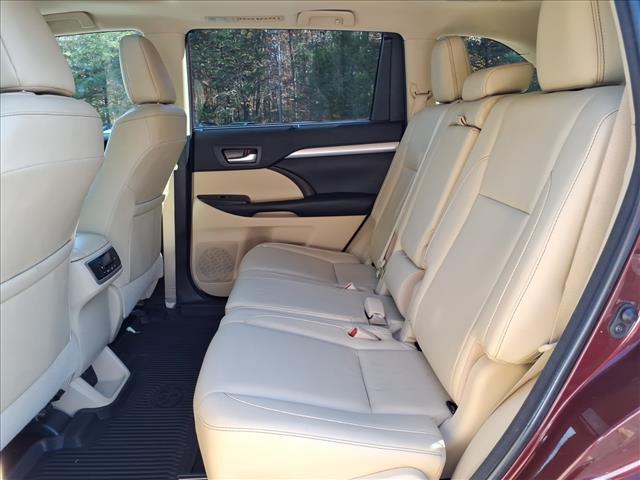 used 2018 Toyota Highlander car, priced at $25,500