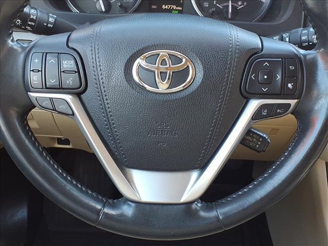 used 2018 Toyota Highlander car, priced at $25,500
