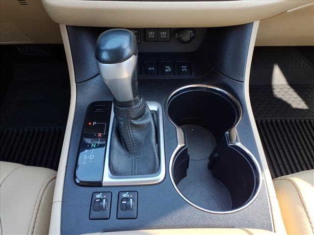used 2018 Toyota Highlander car, priced at $25,500