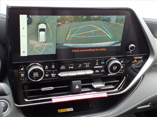 used 2024 Toyota Highlander Hybrid car, priced at $53,500