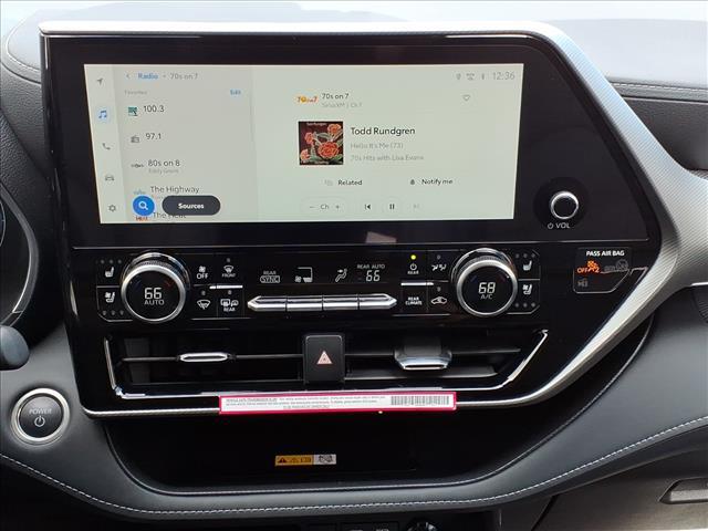 used 2024 Toyota Highlander Hybrid car, priced at $53,500