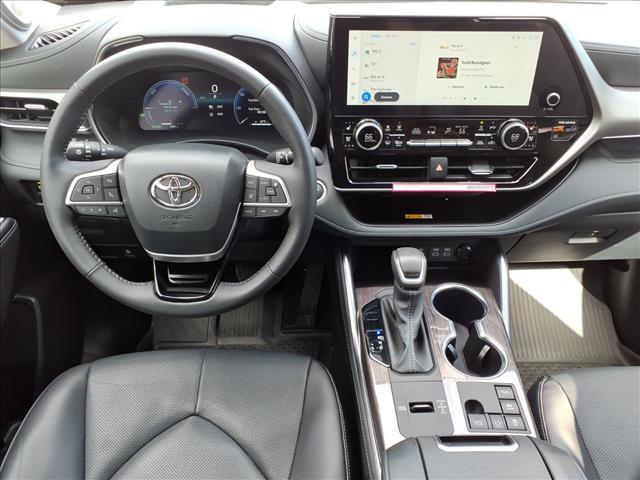 used 2024 Toyota Highlander Hybrid car, priced at $53,500