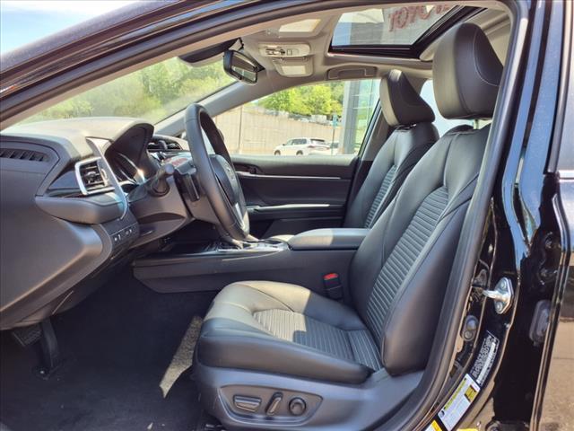 used 2018 Toyota Camry Hybrid car, priced at $24,000