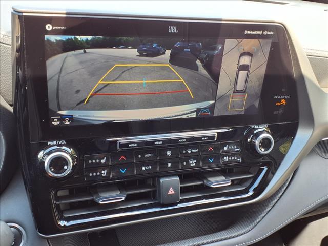 used 2021 Toyota Highlander car, priced at $36,000