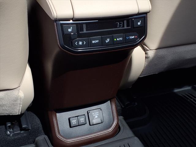 used 2021 Toyota Highlander Hybrid car, priced at $44,000