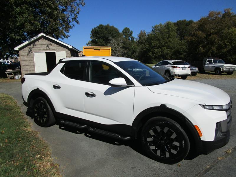 used 2025 Hyundai SANTA CRUZ car, priced at $26,990