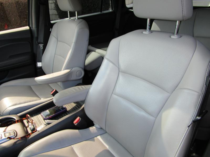 used 2022 Honda Passport car, priced at $30,700