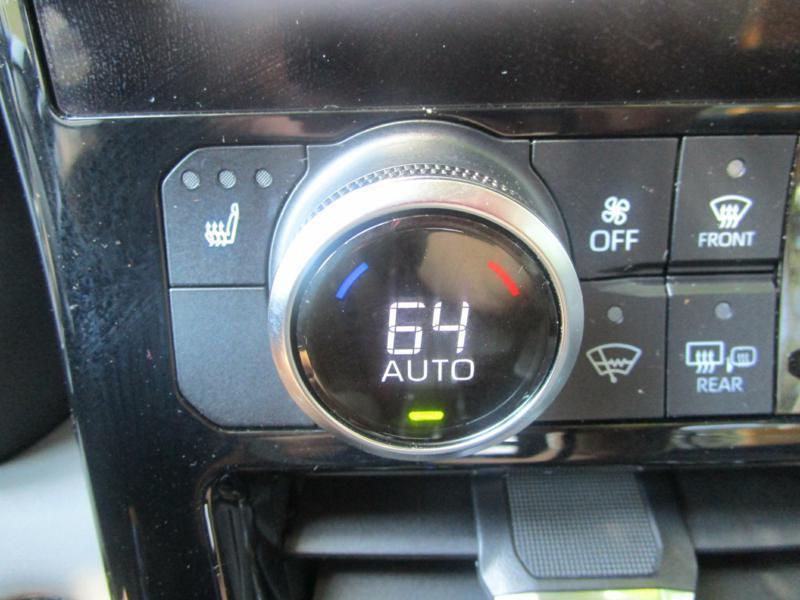 used 2023 Toyota Highlander car, priced at $35,900