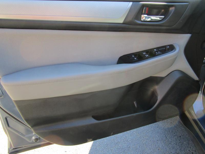 used 2018 Subaru Outback car