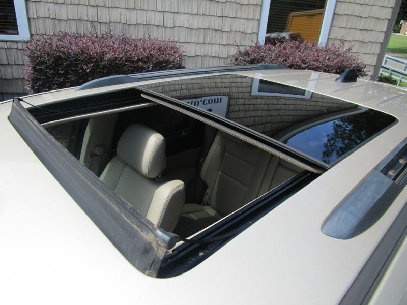 used 2015 Jeep Grand Cherokee car, priced at $12,927