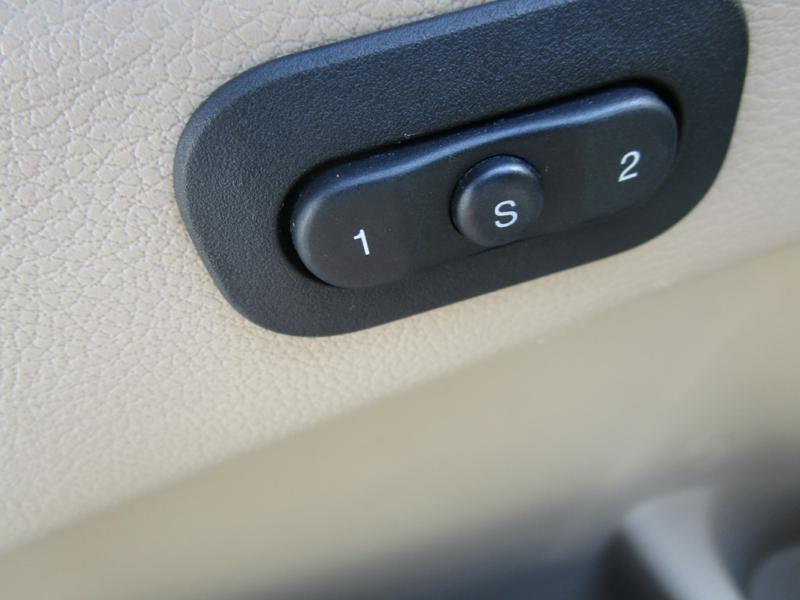 used 2015 Jeep Grand Cherokee car, priced at $12,927