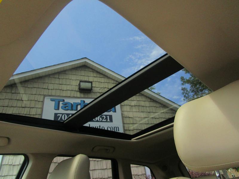 used 2015 Jeep Grand Cherokee car, priced at $12,927