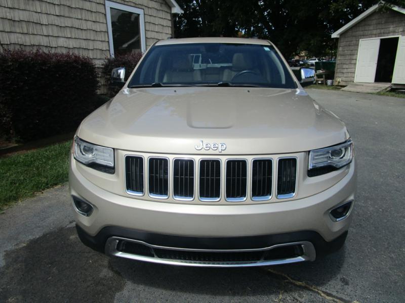 used 2015 Jeep Grand Cherokee car, priced at $12,927