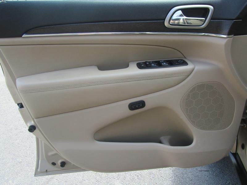 used 2015 Jeep Grand Cherokee car, priced at $12,927