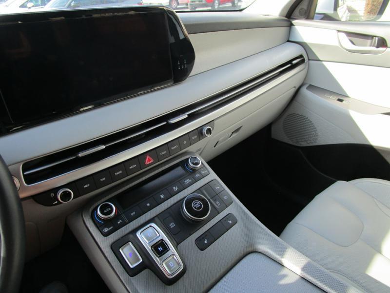 used 2025 Hyundai Palisade car, priced at $34,990