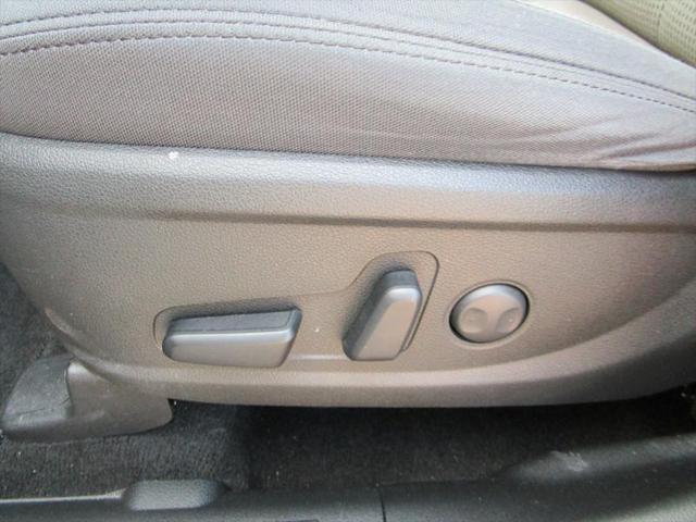 used 2022 Hyundai Santa Fe car, priced at $24,990
