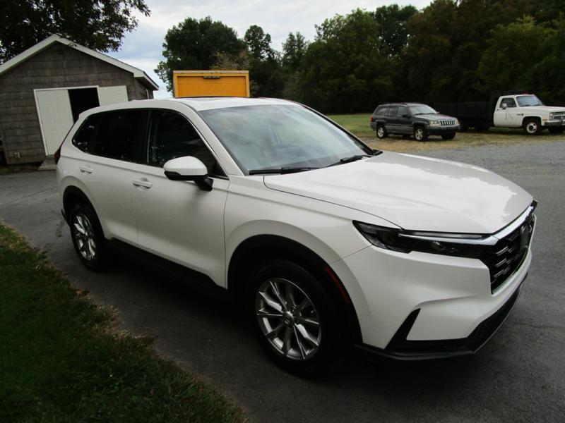 used 2024 Honda CR-V car, priced at $30,900