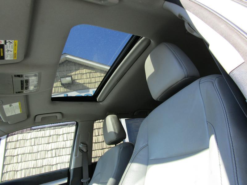 used 2017 Toyota Highlander car, priced at $23,400