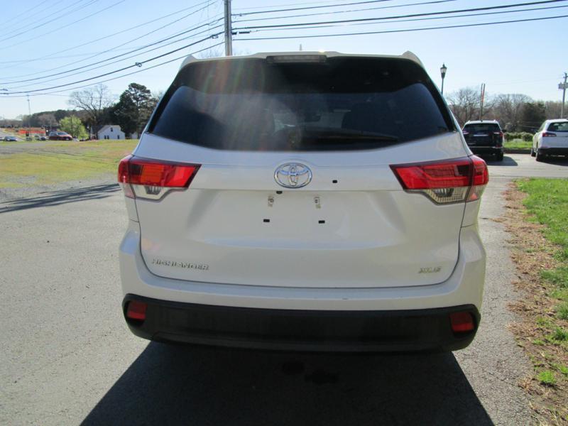 used 2017 Toyota Highlander car, priced at $23,400