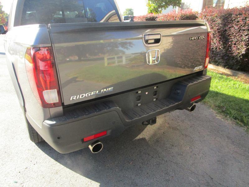 used 2022 Honda Ridgeline car, priced at $32,900