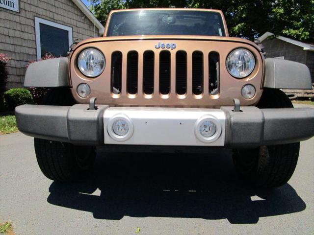used 2015 Jeep Wrangler Unlimited car, priced at $24,850